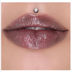 Bundle of 3 glosses Jeffree Star W/ sold out shade